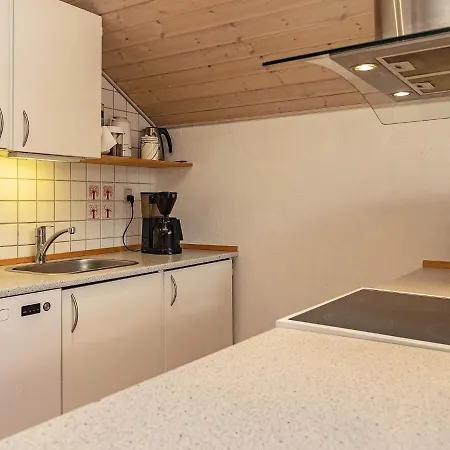 Three-bedroom Holiday In Blavand 16 * Ho